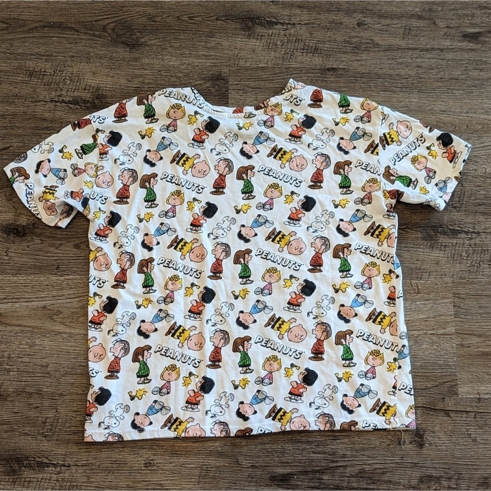 Peanuts Character Top - Picture 4 of 4